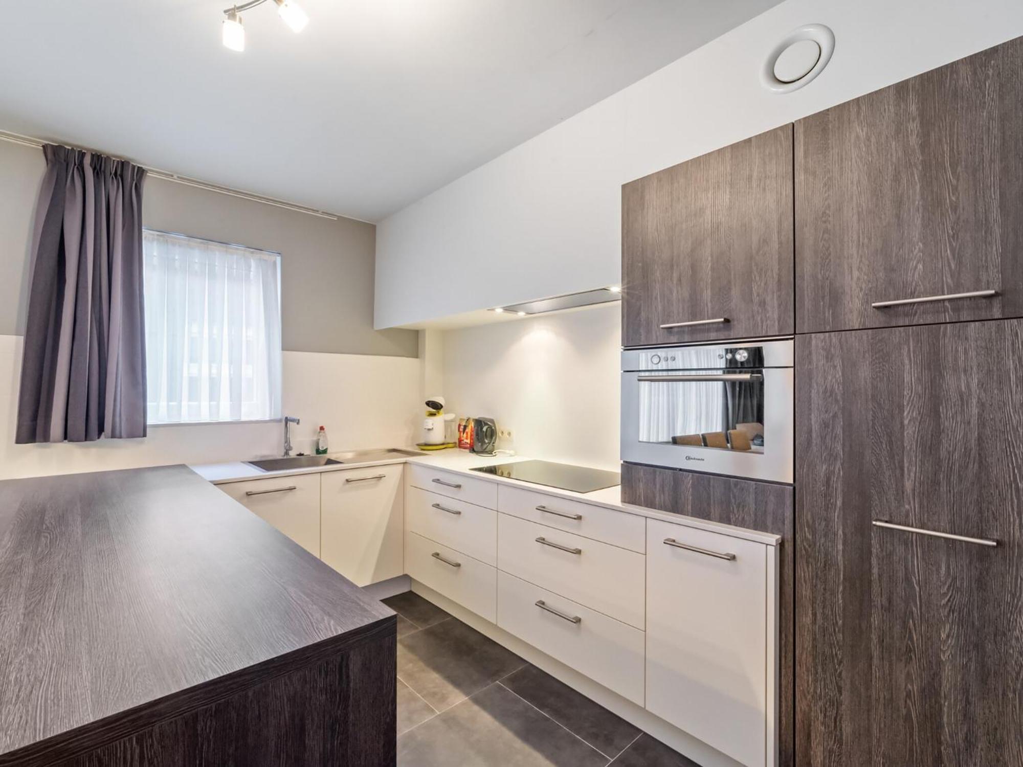 Flat In Blankenberge Near Beach Promenade, Cleaning Included Appartement *